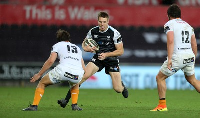 080918 - Ospreys v Toyota Cheetahs - Guinness PRO14 - Tom Williams of Ospreys is tackled by Bernhard Janse Van Rensburg of Cheetahs