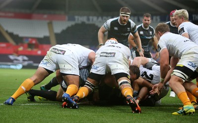 080918 - Ospreys v Toyota Cheetahs - Guinness PRO14 - Alex Jeffries of Ospreys pushes over to score a try