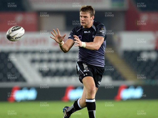 050914 - Ospreys v Treviso - Guinness Pro12 -Dan Biggar of Ospreys