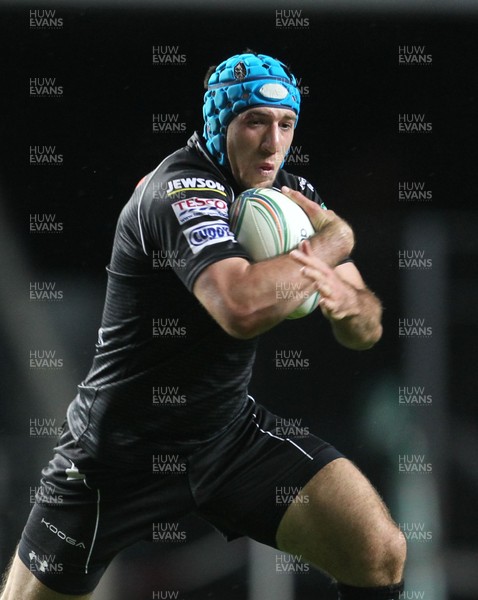 121012 Ospreys v TrevisoOspreys' Justin Tipuric