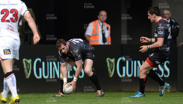 070516 - Ospreys v Ulster - Guinness PRO12 -Tom Grabham of Ospreys scores try