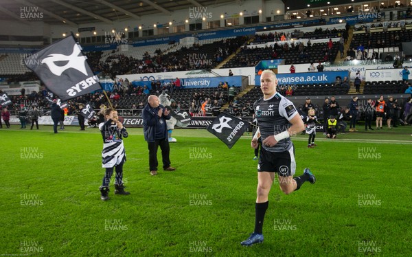 150220 - Ospreys v Ulster Rugby, Guinness PRO14 - Hanno Dirksen of Ospreys runs out for his 150th cap