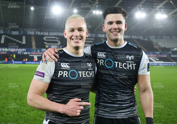 150220 - Ospreys v Ulster Rugby, Guinness PRO14 - Hanno Dirksen of Ospreys and Tiaan Thomas-Wheeler of Ospreys at the end of the match