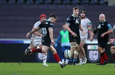 180224 - Ospreys v Ulster - United Rugby Championship - Dan Edwards of Ospreys kicks a drop goal in the last seconds of the game to win the match