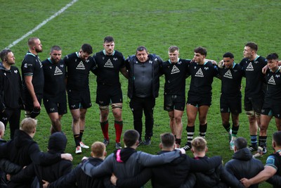 180224 - Ospreys v Ulster - United Rugby Championship - Ospreys Head Coach Toby Booth leads the team huddle