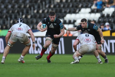 180224 - Ospreys v Ulster, United Rugby Championship - James Ratti of Ospreys takes on Marcus Rea of Ulster and Nick Timoney of Ulster