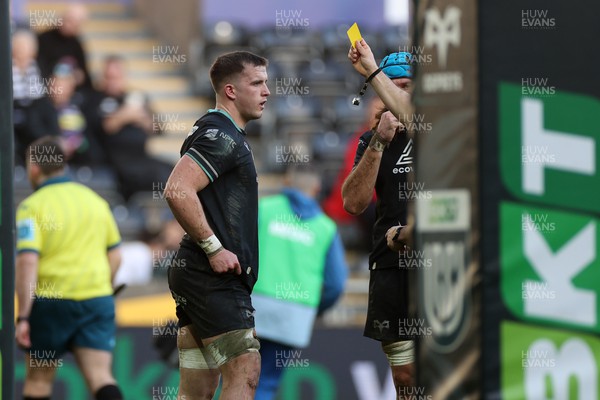 180224 - Ospreys v Ulster - United Rugby Championship - Morgan Morse of Ospreys is given a yellow card by Referee Federico Vedovelli 