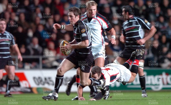 270107 - Ospreys v Ulster - Magners League - Ospreys Andrew Bishop beats Paul Steinmetz 