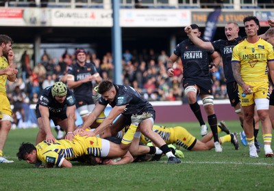 111025 - Ospreys v Zebre Parma - United Rugby Championship - James Ratti of Ospreys gets over the line to score a try