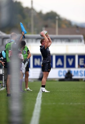 111025 - Ospreys v Zebre Parma - United Rugby Championship - Dewi Lake of Ospreys 