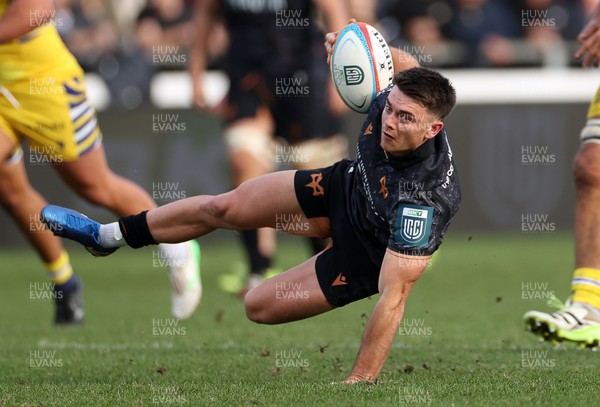 111025 - Ospreys v Zebre Parma - United Rugby Championship - Reuben Morgan-Williams of Ospreys 
