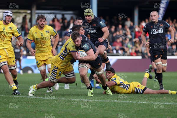 111025 - Ospreys v Zebre Parma - United Rugby Championship - James Ratti of Ospreys gets over the line to score a try