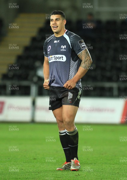 280315 - Ospreys v Zebre - GuinnessPro12 -Josh Matavesi of Ospreys