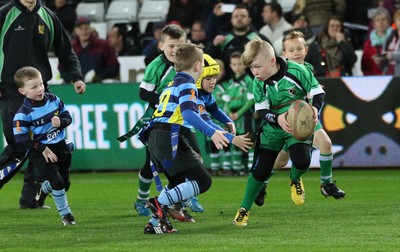 280315 - Ospreys v Zebre Rugby, Guinness PRO12 - Action from the Half Time Tag matches