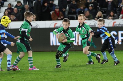 280315 - Ospreys v Zebre Rugby, Guinness PRO12 - Action from the Half Time Tag matches