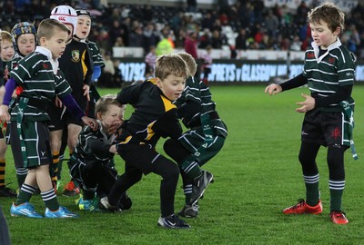 280315 - Ospreys v Zebre Rugby, Guinness PRO12 - Action from the Half Time Tag matches