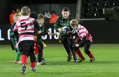 280315 - Ospreys v Zebre Rugby, Guinness PRO12 - Action from the Half Time Tag matches