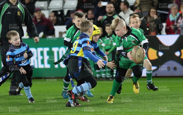 280315 - Ospreys v Zebre Rugby, Guinness PRO12 - Action from the Half Time Tag matches