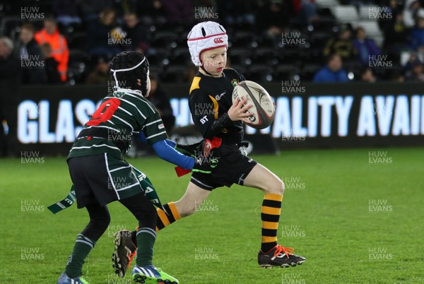 280315 - Ospreys v Zebre Rugby, Guinness PRO12 - Action from the Half Time Tag matches