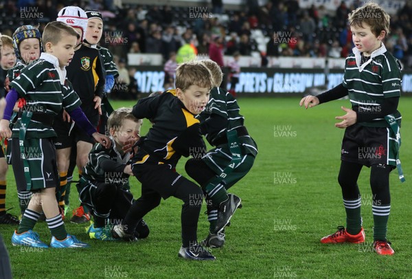 280315 - Ospreys v Zebre Rugby, Guinness PRO12 - Action from the Half Time Tag matches