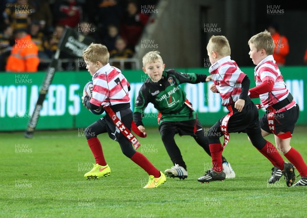 280315 - Ospreys v Zebre Rugby, Guinness PRO12 - Action from the Half Time Tag matches
