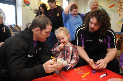 Ospreys Visit Children's Hospital 110111