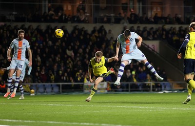 291225 - Oxford United v Swansea City - SkyBet Championship - Zan Vipotnik of Swansea City scores a goal