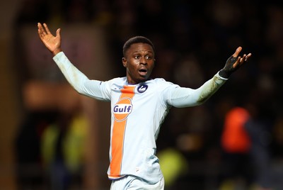 291225 - Oxford United v Swansea City - SkyBet Championship - Zeidane Inoussa of Swansea City 