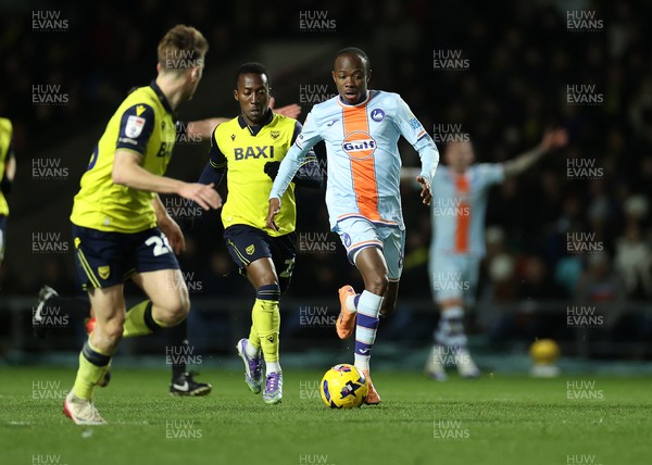 291225 - Oxford United v Swansea City - SkyBet Championship - Malick Yalcouye of Swansea City 