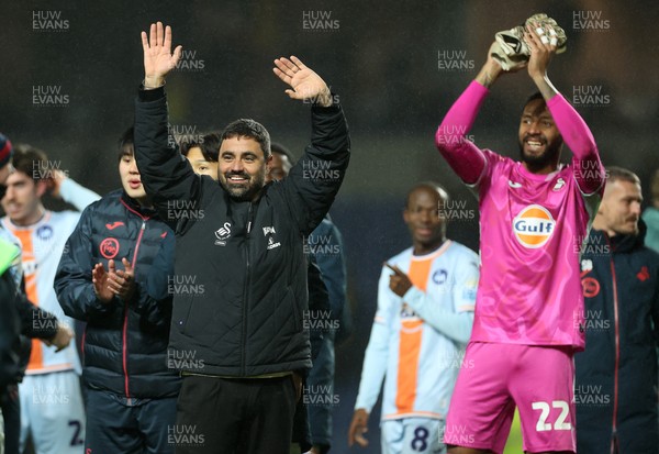 291225 - Oxford United v Swansea City - SkyBet Championship - Swansea City Manager Vitor Matos celebrates with fans at full time