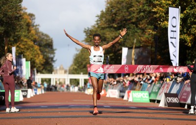 051025 - Oysho Cardiff Half Marathon - Winner of the men’s race Yismaw Dillu