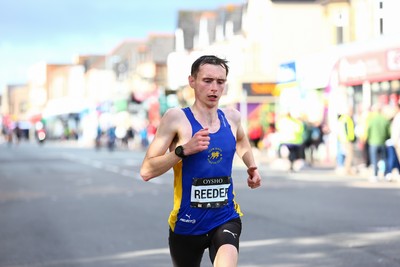 051025 - Oysho Cardiff Half Marathon - The race route passes through Albany Road, Roath