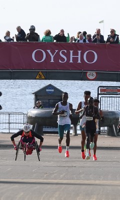 051025 - Oysho Cardiff Half Marathon - Runners make their way through Cardiff Bay as they take part in the Oysho Cardiff Half Marathon