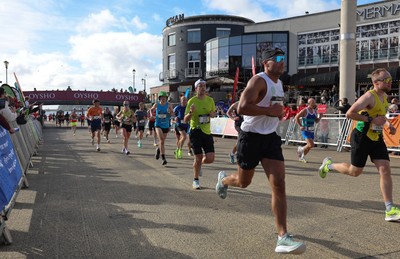 051025 - Oysho Cardiff Half Marathon - Runners make their way through Cardiff Bay as they take part in the Oysho Cardiff Half Marathon