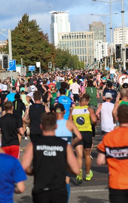 051025 - Oysho Cardiff Half Marathon - Runners make their way through Cardiff Bay as they take part in the Oysho Cardiff Half Marathon