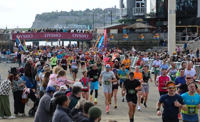 051025 - Oysho Cardiff Half Marathon - Runners make their way through Cardiff Bay as they take part in the Oysho Cardiff Half Marathon