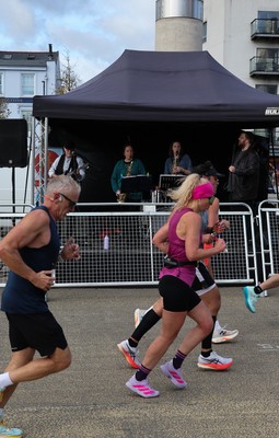 051025 - Oysho Cardiff Half Marathon - Runners make their way through Cardiff Bay as they take part in the Oysho Cardiff Half Marathon
