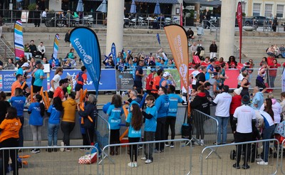 051025 - Oysho Cardiff Half Marathon - Runners make their way through Cardiff Bay as they take part in the Oysho Cardiff Half Marathon