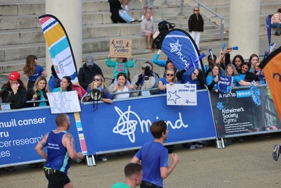 051025 - Oysho Cardiff Half Marathon - Runners make their way through Cardiff Bay as they take part in the Oysho Cardiff Half Marathon