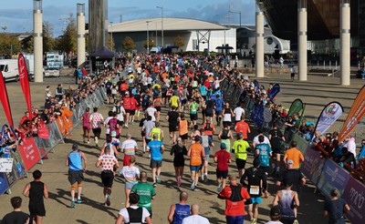 051025 - Oysho Cardiff Half Marathon - Runners make their way through Cardiff Bay as they take part in the Oysho Cardiff Half Marathon