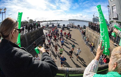 051025 - Oysho Cardiff Half Marathon - Runners make their way through Cardiff Bay as they take part in the Oysho Cardiff Half Marathon
