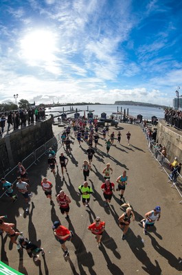 051025 - Oysho Cardiff Half Marathon - Runners make their way through Cardiff Bay as they take part in the Oysho Cardiff Half Marathon