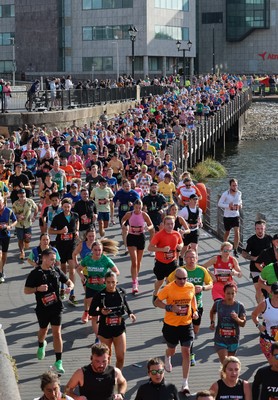 051025 - Oysho Cardiff Half Marathon - Runners make their way through Cardiff Bay as they take part in the Oysho Cardiff Half Marathon