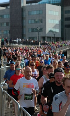 051025 - Oysho Cardiff Half Marathon - Runners make their way through Cardiff Bay as they take part in the Oysho Cardiff Half Marathon