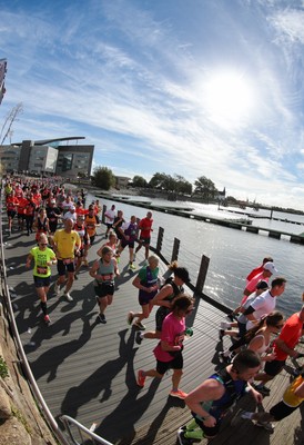 051025 - Oysho Cardiff Half Marathon - Runners make their way through Cardiff Bay as they take part in the Oysho Cardiff Half Marathon