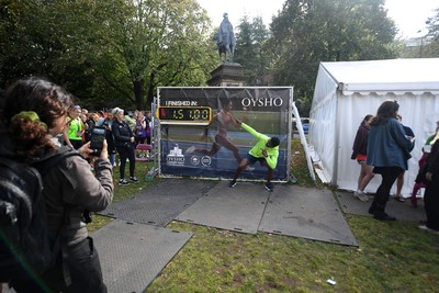051025 - Oysho Cardiff Half Marathon - 