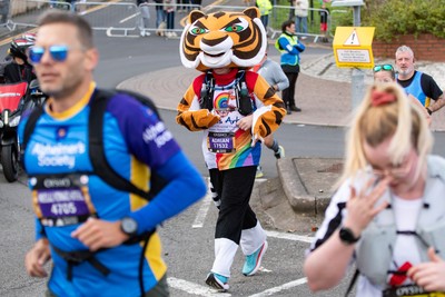051025 - Oysho Cardiff Half Marathon - 