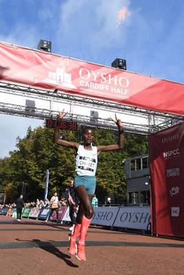 051025 - Oysho Cardiff Half Marathon - 