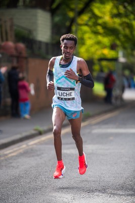 051025 - Oysho Cardiff Half Marathon - Fikadu Liche