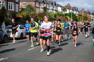 051025 - Oysho Cardiff Half Marathon - Extra Milers